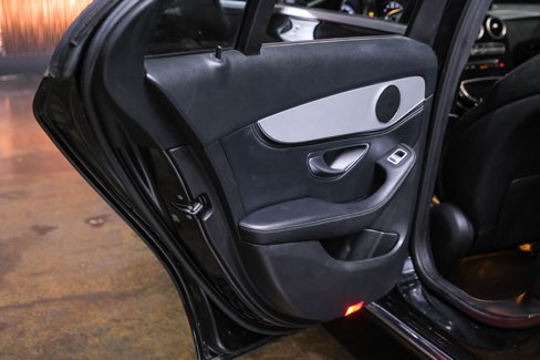 Used 2015 Mercedes-Benz C 300 Sedan image 41