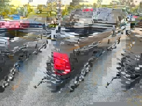 Used 2019 RAM 1500 Express w/ Express Value Package image 5