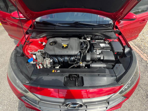 Used 2020 Hyundai Elantra SEL image 11