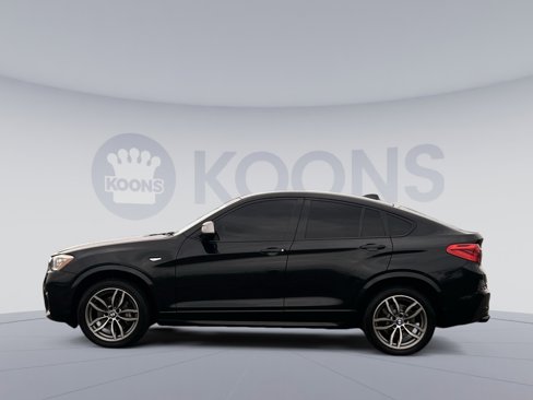 Used 2018 BMW X4 M40i image 2