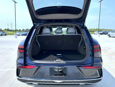 New 2026 Genesis GV70 2.5T Advanced image 9