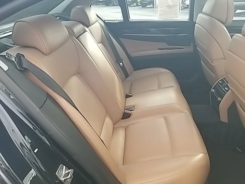 Used 2011 BMW 750i xDrive image 40