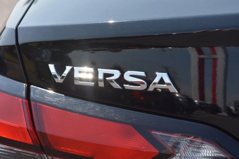 Used 2024 Nissan Versa SV image 7
