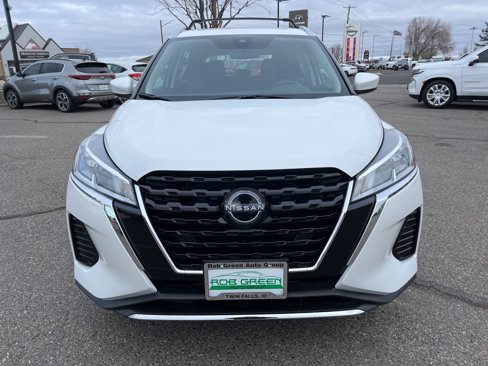 New 2024 Nissan Kicks SV w/ Interior Electronics Package image 2