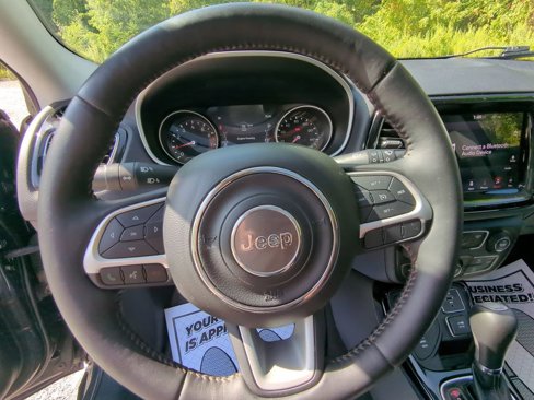 Used 2017 Jeep Compass Limited w/ Navigation Group image 14