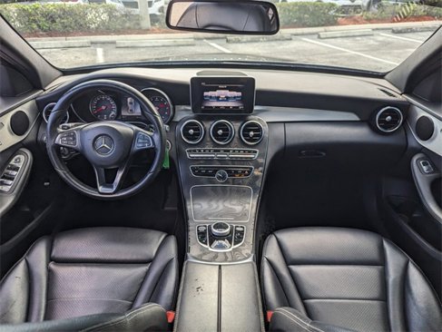 Used 2018 Mercedes-Benz C 300 Sedan image 9
