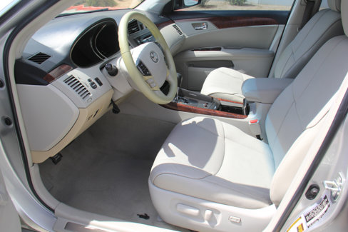Used 2011 Toyota Avalon image 21