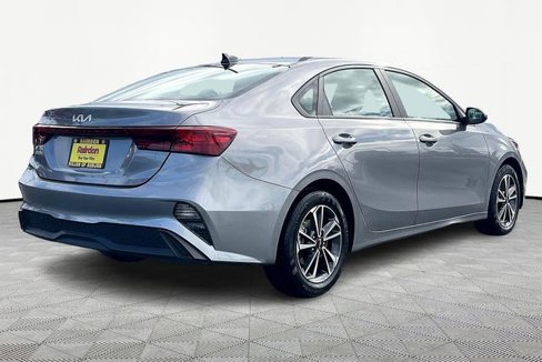 Used 2024 Kia Forte LXS image 12