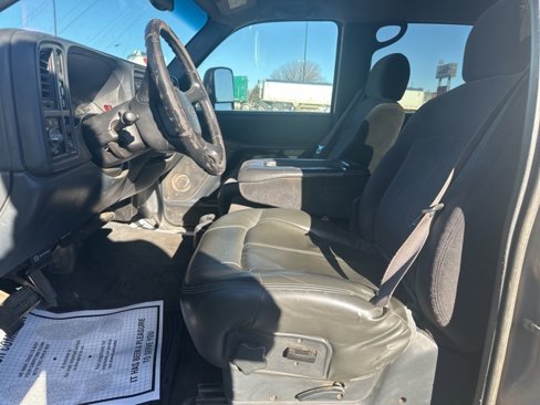 Used 2002 Chevrolet Silverado 2500 LS w/ Electrical Convenience Pkg image 9