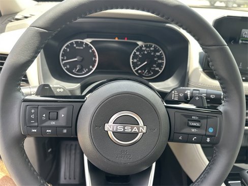 Certified 2023 Nissan Rogue SL image 14