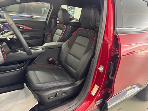 Used 2025 Chevrolet Equinox EV RS image 7