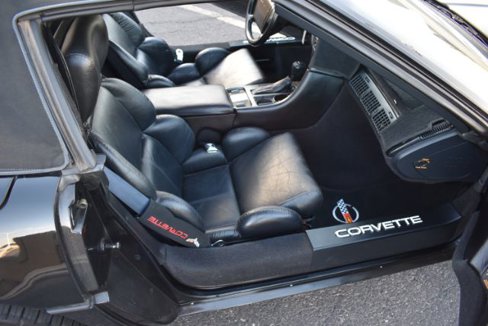 Used 1990 Chevrolet Corvette Convertible image 17