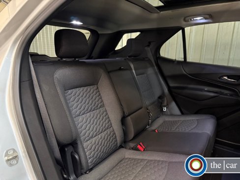 Used 2018 Chevrolet Equinox LT w/ Sun & Infotainment Package image 16