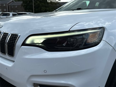 Used 2021 Jeep Cherokee Limited image 7