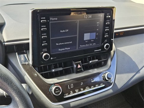 Used 2021 Toyota Corolla LE image 20