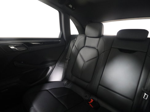 New 2025 Porsche Macan image 15