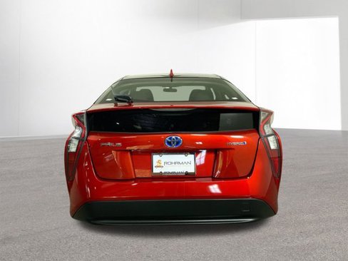 Used 2016 Toyota Prius Two image 32