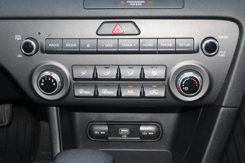 Used 2022 Kia Sportage LX image 11