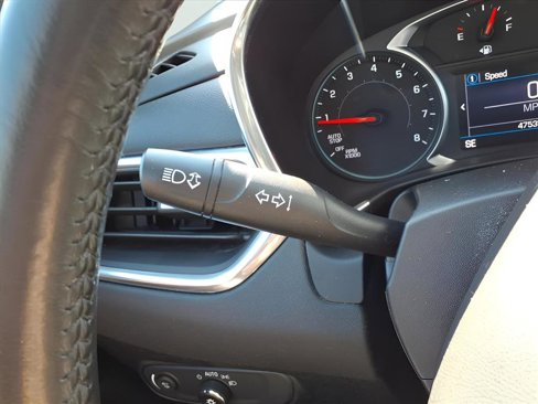 Used 2019 Chevrolet Equinox LT image 18