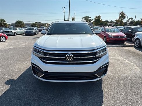 Used 2020 Volkswagen Atlas Cross Sport SE image 2
