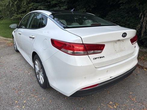 Used 2018 Kia Optima EX w/ Premium Package image 5