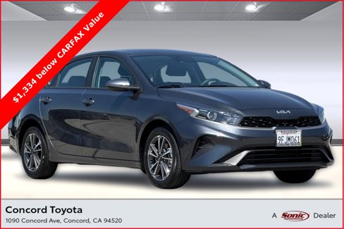 Used 2023 Kia Forte LXS w/ LXS Technology Package image 1