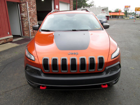 Used 2016 Jeep Cherokee Trailhawk w/ Comfort/Convenience Group image 16