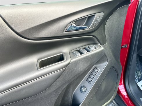 Used 2020 Chevrolet Equinox Premier image 18