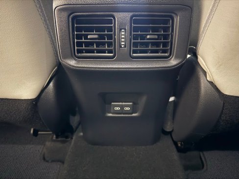 Used 2024 Toyota RAV4 XLE Premium image 32