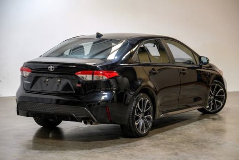 Used 2021 Toyota Corolla SE image 12