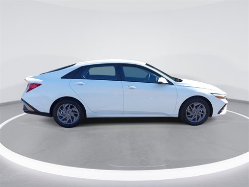 New 2025 Hyundai Elantra Blue w/ Cargo Package image 4
