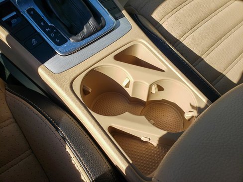 Used 2013 Volkswagen CC Sport image 15