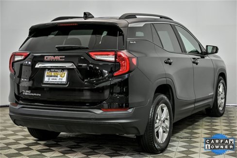 Certified 2022 GMC Terrain SLE w/ Driver Convenience Package image 7