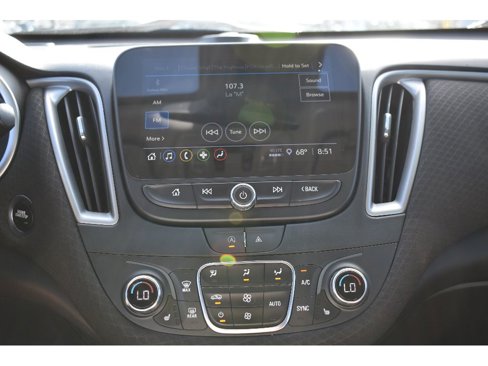 Used 2023 Chevrolet Malibu LT image 19