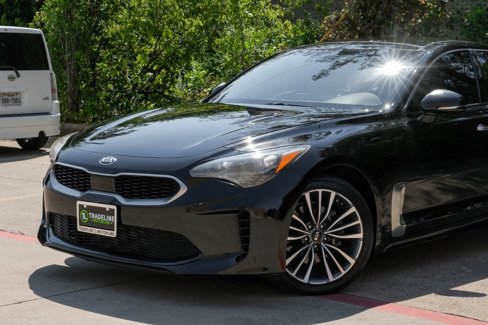 Used 2018 Kia Stinger Premium image 5