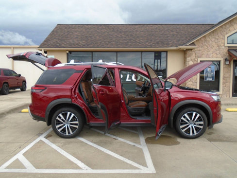 Used 2023 Nissan Pathfinder Platinum image 26
