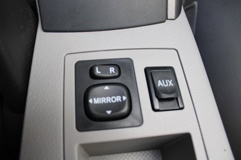 Used 2010 Toyota RAV4 Limited image 16