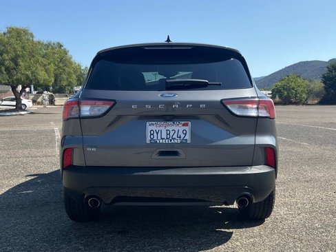 Certified 2022 Ford Escape SE w/ SE Sport Appearance Package image 71