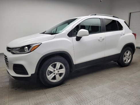 Used 2021 Chevrolet Trax LT image 2