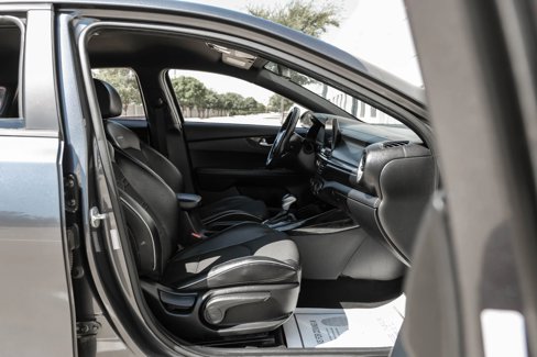 Used 2021 Kia Forte GT-Line image 32