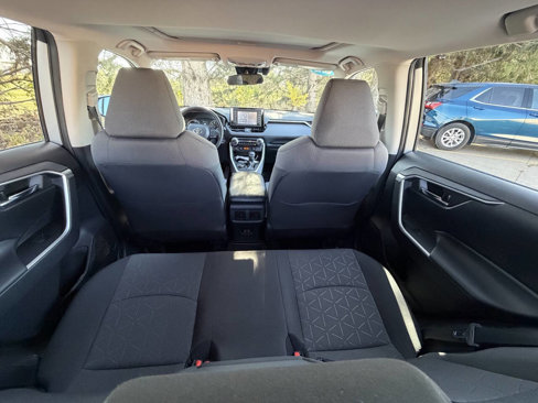 Used 2019 Toyota RAV4 XLE image 22
