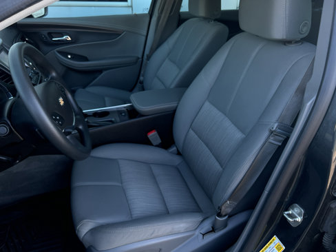 Used 2015 Chevrolet Impala LS image 9