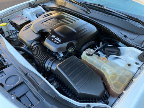 Used 2021 Chrysler 300 S image 16