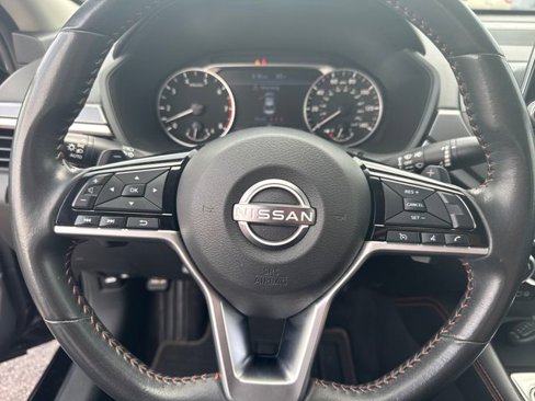Used 2023 Nissan Altima 2.5 SR image 16