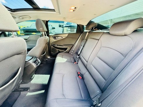 Used 2018 Chevrolet Malibu LT image 13