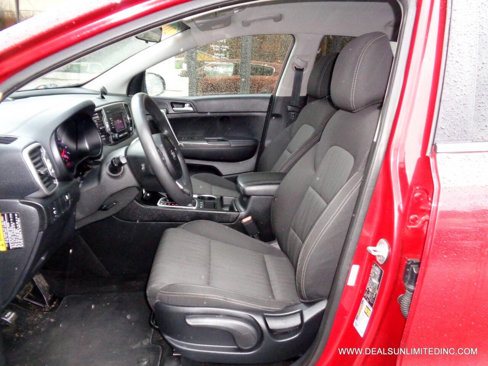 Used 2017 Kia Sportage LX image 9