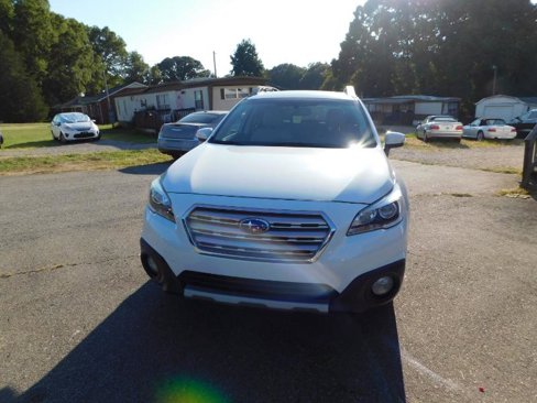 Used 2017 Subaru Outback 2.5i Limited image 3