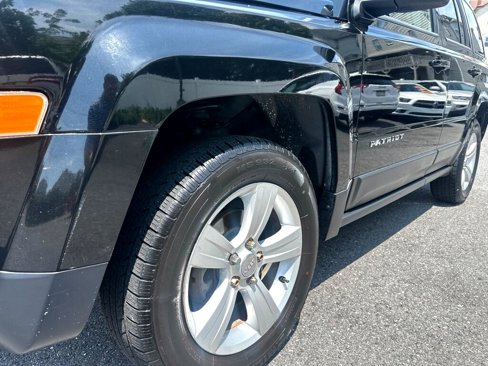 Used 2014 Jeep Patriot Sport w/ Power Value Group image 9
