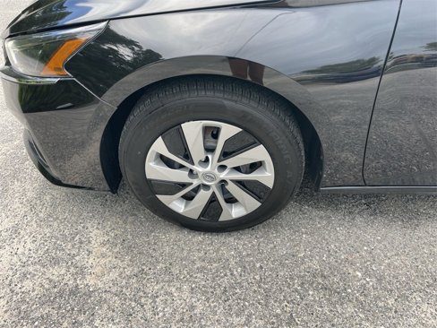 Certified 2023 Nissan Altima 2.5 S image 10