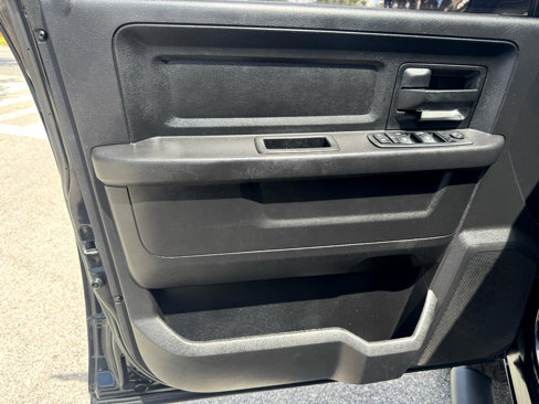 Used 2015 RAM 1500 Express w/ Black Ram 1500 Express Group image 17